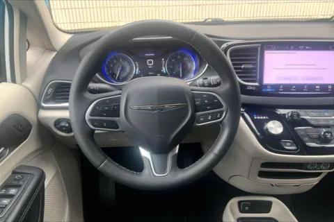 More photos of 2024 Chrysler Pacifica Touring L at Cable Dahmer Cadillac of Kansas City, MO