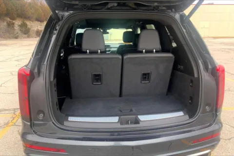 More photos of 2021 Cadillac XT6 Premium Luxury at Cable Dahmer Cadillac of Kansas City, MO