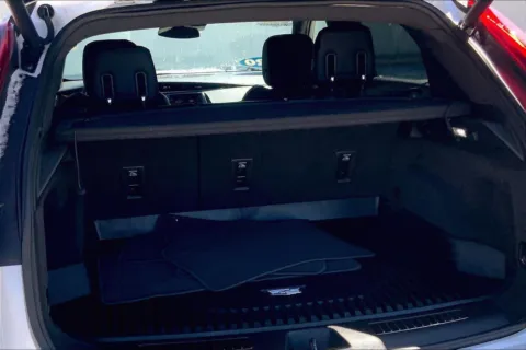 More photos of 2020 Cadillac XT4 FWD Premium Luxury at Cable Dahmer Cadillac of Kansas City, MO