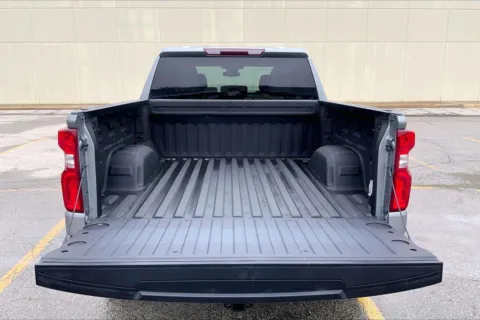 More photos of 2024 Chevrolet Silverado 1500 RST at Cable Dahmer Cadillac of Kansas City, MO