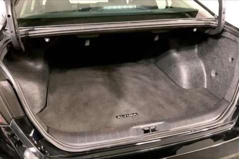 More photos of 2025 Nissan Altima SV at Cable Dahmer Cadillac of Kansas City, MO