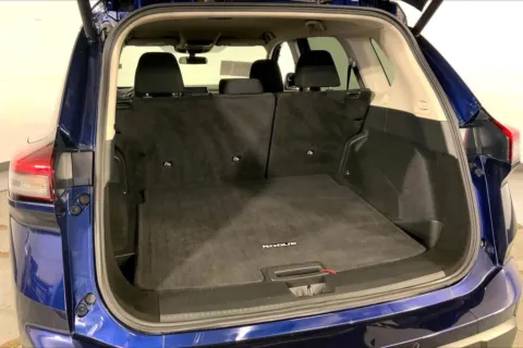 More photos of 2025 Nissan Rogue SV at Cable Dahmer Cadillac of Kansas City, MO