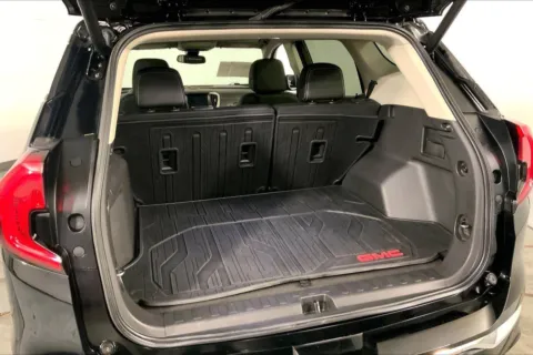 More photos of 2023 GMC Terrain Denali at Cable Dahmer Cadillac of Kansas City, MO
