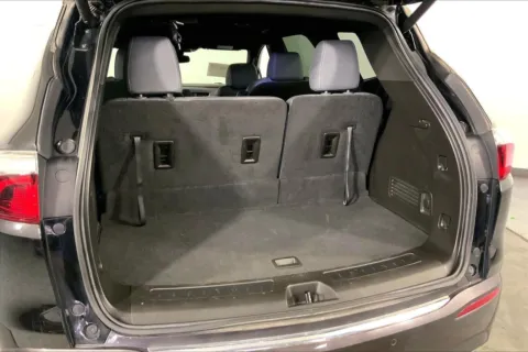 More photos of 2023 Buick Enclave Essence at Cable Dahmer Cadillac of Kansas City, MO