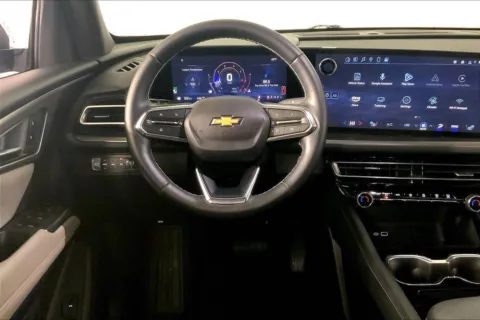 More photos of 2025 Chevrolet Traverse LT at Cable Dahmer Cadillac of Kansas City, MO