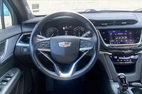 More photos of 2025 Cadillac XT6 Premium Luxury at Cable Dahmer Cadillac of Kansas City, MO