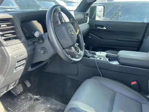 More photos of 2025 Lexus GX 550 Luxury at Cable Dahmer Cadillac of Kansas City, MO