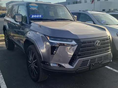 Photos of 2025 Lexus GX 550 Luxury for sale in Kansas City, MO at Cable Dahmer Cadillac of Kansas City