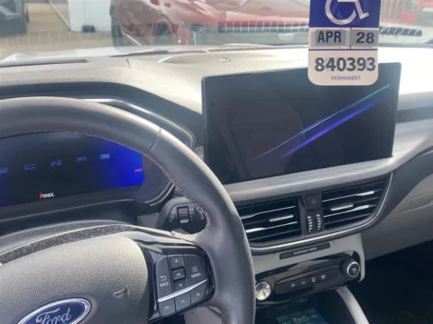 More photos of 2023 Ford Escape PHEV at Cable Dahmer Cadillac of Kansas City, MO