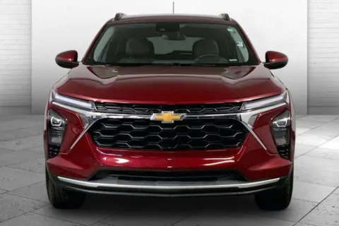 Photos of 2025 Chevrolet Trax LT for sale in Kansas City, MO at Cable Dahmer Cadillac of Kansas City