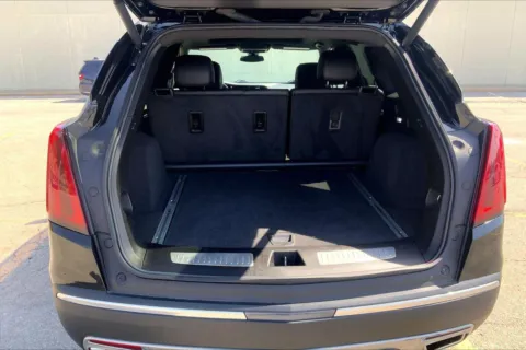 More photos of 2025 Cadillac XT5 Premium Luxury at Cable Dahmer Cadillac of Kansas City, MO