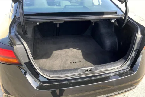 More photos of 2025 Nissan Altima SV at Cable Dahmer Cadillac of Kansas City, MO