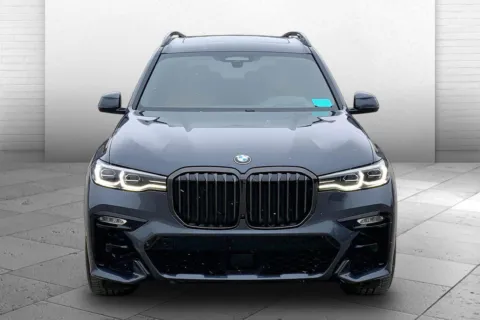 Photos of 2022 BMW X7 xDrive40i for sale in Kansas City, MO at Cable Dahmer Cadillac of Kansas City