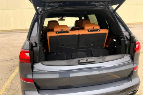 More photos of 2022 BMW X7 xDrive40i at Cable Dahmer Cadillac of Kansas City, MO