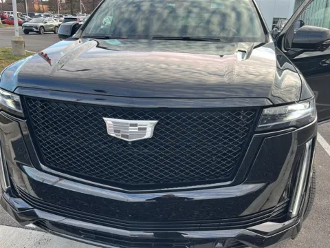 Black 2024 Cadillac Escalade Sport for sale in Kansas City, MO