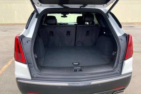 More photos of 2025 Cadillac XT5 Luxury at Cable Dahmer Cadillac of Kansas City, MO