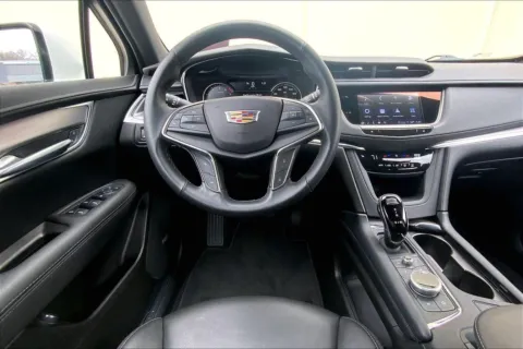 More photos of 2025 Cadillac XT5 Luxury at Cable Dahmer Cadillac of Kansas City, MO