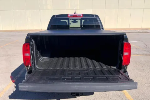 More photos of 2022 Chevrolet Colorado Z71 at Cable Dahmer Cadillac of Kansas City, MO