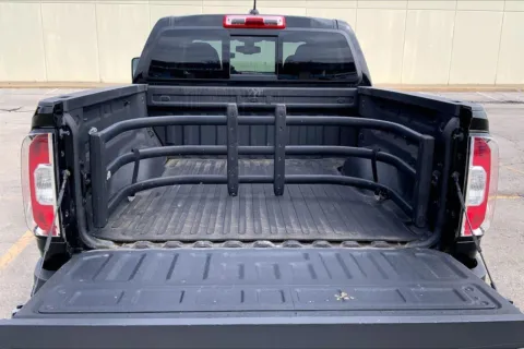 More photos of 2018 GMC Canyon 4WD SLT at Cable Dahmer Cadillac of Kansas City, MO