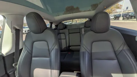 More photos of 2024 Tesla Model Y Long Range at Cable Dahmer Cadillac of Kansas City, MO