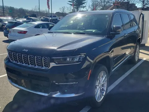 More photos of 2021 Jeep Grand Cherokee L Summit at Cable Dahmer Cadillac of Kansas City, MO