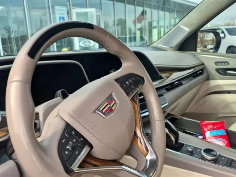 Another view of 2022 Cadillac Escalade ESV Premium Luxury Platinum for sale in Kansas City, MO at Cable Dahmer Cadillac of Kansas City