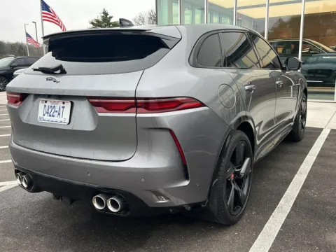 More photos of 2023 Jaguar F-PACE SVR at Cable Dahmer Cadillac of Kansas City, MO