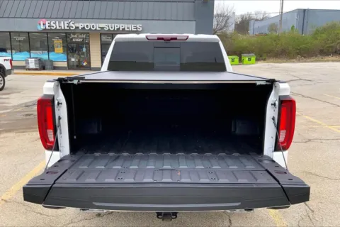 More photos of 2024 GMC Sierra 1500 Denali Ultimate at Cable Dahmer Cadillac of Kansas City, MO