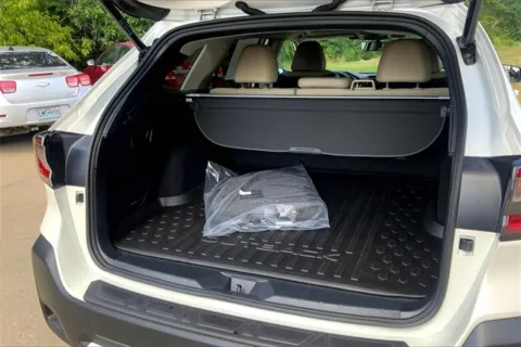 More photos of 2024 Subaru Outback Limited at Cable Dahmer Cadillac of Kansas City, MO