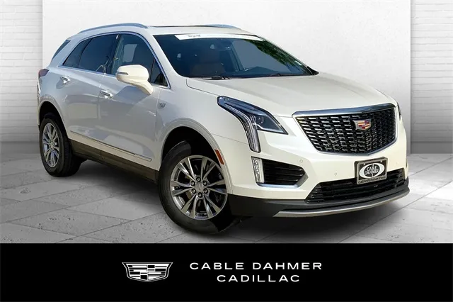 White 2022 Cadillac XT5 Premium Luxury for sale in Kansas City, MO