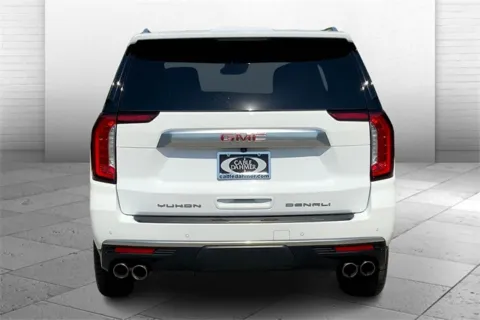 Another view of 2022 GMC Yukon Denali for sale in Kansas City, MO at Cable Dahmer Cadillac of Kansas City