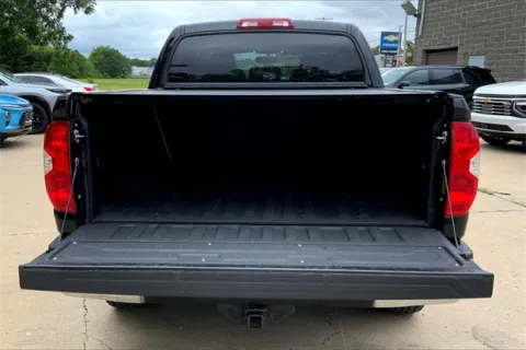 More photos of 2017 Toyota Tundra Limited at Cable Dahmer Cadillac of Kansas City, MO