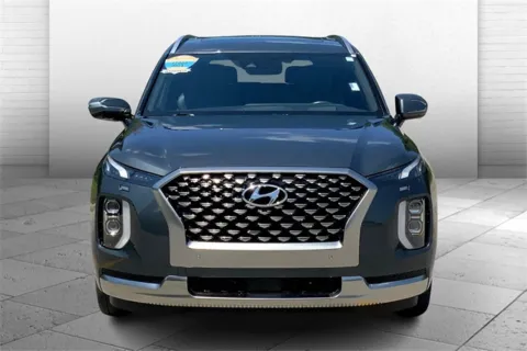Photos of 2022 Hyundai Palisade Calligraphy for sale in Kansas City, MO at Cable Dahmer Cadillac of Kansas City