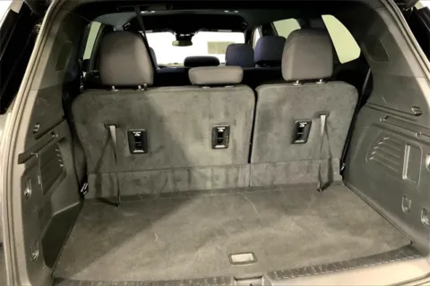 More photos of 2025 GMC Acadia Elevation at Cable Dahmer Cadillac of Kansas City, MO