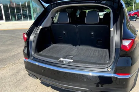 More photos of 2022 Acura MDX Advance at Cable Dahmer Cadillac of Kansas City, MO
