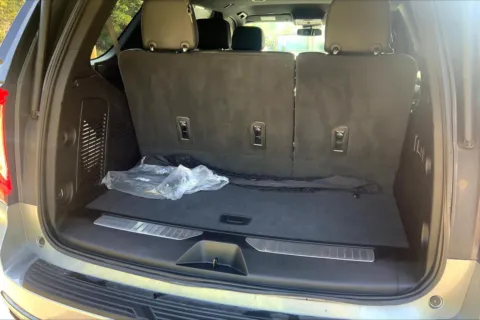 More photos of 2023 GMC Yukon AT4 at Cable Dahmer Cadillac of Kansas City, MO