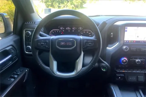 More photos of 2020 GMC Sierra 1500 SLT at Cable Dahmer Cadillac of Kansas City, MO