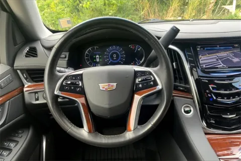 More photos of 2019 Cadillac Escalade Premium Luxury at Cable Dahmer Cadillac of Kansas City, MO