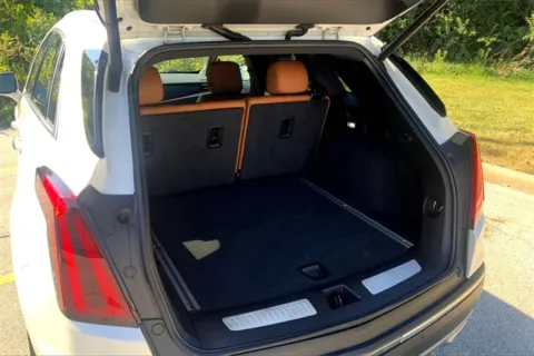 More photos of 2023 Cadillac XT5 Premium Luxury at Cable Dahmer Cadillac of Kansas City, MO