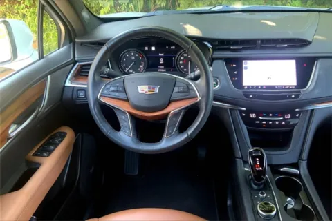 More photos of 2023 Cadillac XT5 Premium Luxury at Cable Dahmer Cadillac of Kansas City, MO