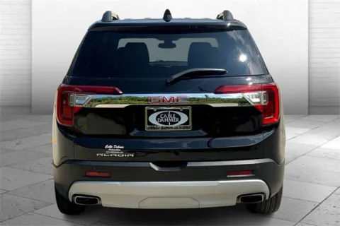 Another view of 2021 GMC Acadia SLT for sale in Kansas City, MO at Cable Dahmer Cadillac of Kansas City