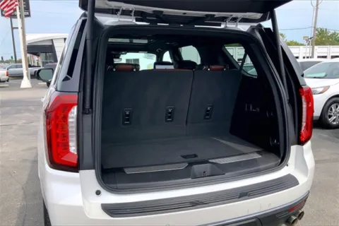 More photos of 2023 GMC Yukon Denali Ultimate at Cable Dahmer Cadillac of Kansas City, MO