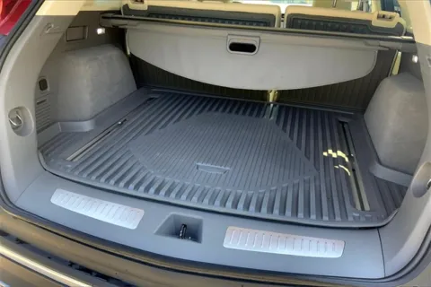 More photos of 2023 Cadillac XT5 Premium Luxury at Cable Dahmer Cadillac of Kansas City, MO