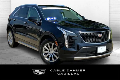 Black 2019 Cadillac XT4 Premium Luxury for sale in Kansas City, MO