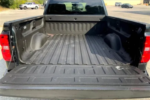 More photos of 2017 Chevrolet Silverado 1500 LT at Cable Dahmer Cadillac of Kansas City, MO