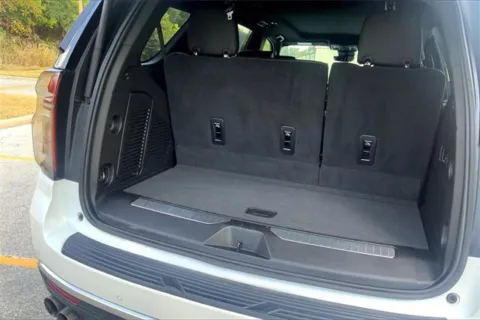 More photos of 2023 Chevrolet Tahoe High Country at Cable Dahmer Cadillac of Kansas City, MO