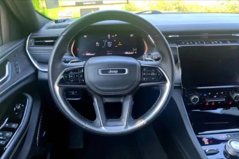 More photos of 2021 Jeep Grand Cherokee L Overland at Cable Dahmer Cadillac of Kansas City, MO