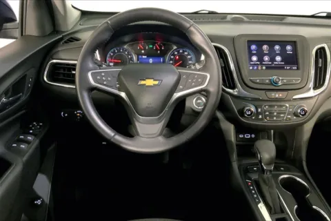 More photos of 2022 Chevrolet Equinox LT at Cable Dahmer Cadillac of Kansas City, MO
