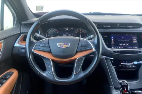 More photos of 2022 Cadillac XT5 Premium Luxury at Cable Dahmer Cadillac of Kansas City, MO