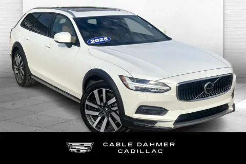 White 2025 Volvo V90 Cross Country Ultra for sale in Kansas City, MO